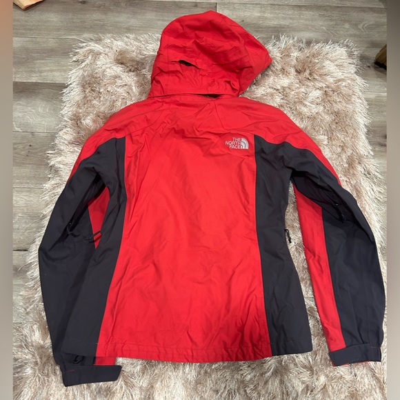 The North Face Red/Pink Heavyweight Woman’s Small Jacket - Picture 15 of 16